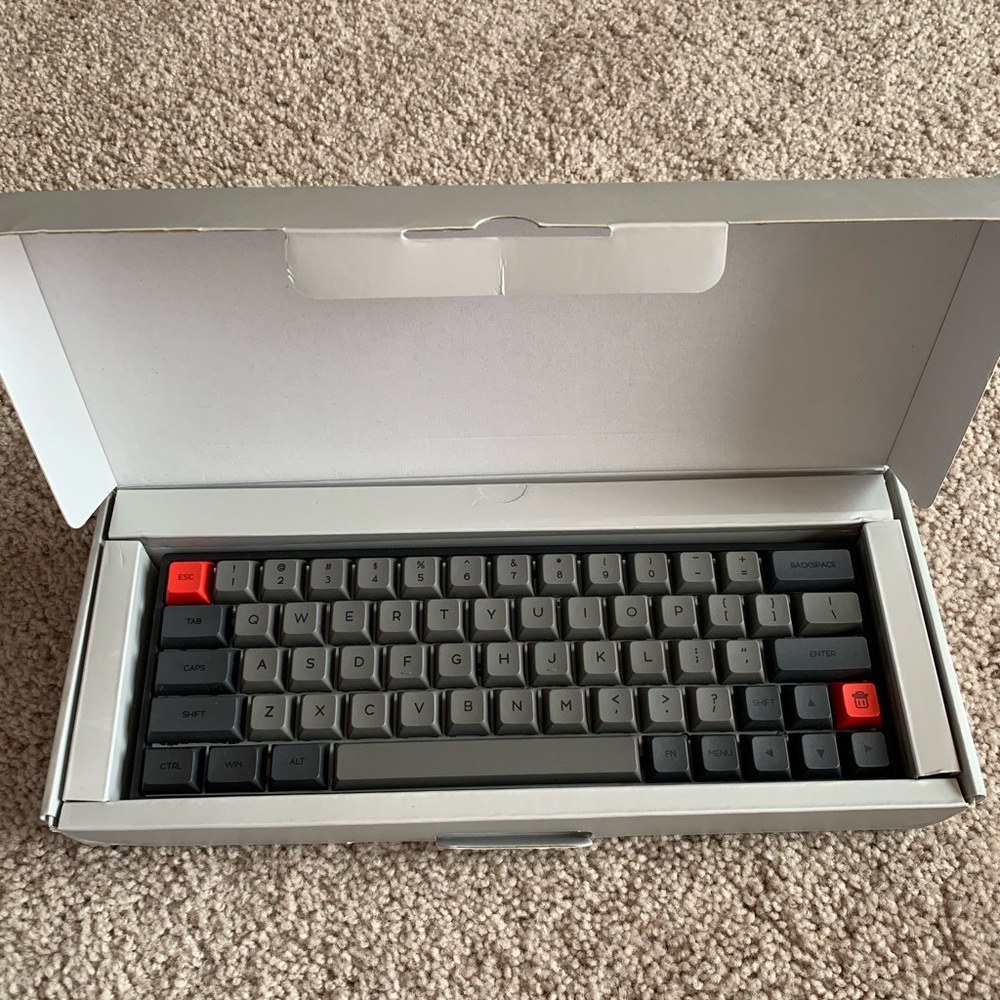 EPOMAKER SKYLOONG 64 keys Mechanical Keyboard